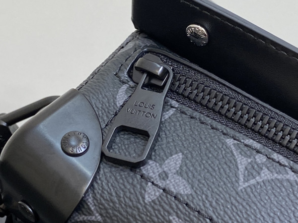 LOUIS VUITTON Soul Trunk East West-29*17.5*10CM [M11744黑花] CELINE CHANEL ACCESSORIES LOEWE SHOES LOUIS VUITTON DIRO YSL OTHER BRAND HANDBAGS BALENCIAGA BOTTEGA VENETA GOYARD HERMES BURBERRY VALENTINO GUCCI FENDI MIUMIU CHLOE PRADA BVLGARI SUITCASE NEW ARRIVAL 