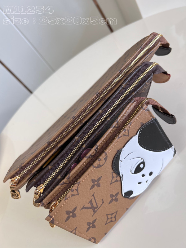 LOUIS VUITTON Trio Toilet Pouch-25*20*5.5cm [M11254] CELINE CHANEL ACCESSORIES LOEWE SHOES LOUIS VUITTON DIRO YSL OTHER BRAND HANDBAGS BALENCIAGA BOTTEGA VENETA GOYARD HERMES BURBERRY VALENTINO GUCCI FENDI MIUMIU CHLOE PRADA BVLGARI SUITCASE NEW ARRIVAL 