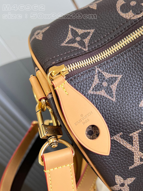 LOUIS VUITTON Speedy P9 Bandoulière 50 [M46962咖啡] CELINE CHANEL ACCESSORIES LOEWE SHOES LOUIS VUITTON DIRO YSL OTHER BRAND HANDBAGS BALENCIAGA BOTTEGA VENETA GOYARD HERMES BURBERRY VALENTINO GUCCI FENDI MIUMIU CHLOE PRADA BVLGARI SUITCASE NEW ARRIVAL 