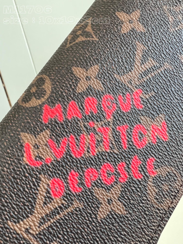 LOUIS VUITTON BRAZZA WALLET-10*19*2cm [M11706] CELINE CHANEL ACCESSORIES LOEWE SHOES LOUIS VUITTON DIRO YSL OTHER BRAND HANDBAGS BALENCIAGA BOTTEGA VENETA GOYARD HERMES BURBERRY VALENTINO GUCCI FENDI MIUMIU CHLOE PRADA BVLGARI SUITCASE NEW ARRIVAL 