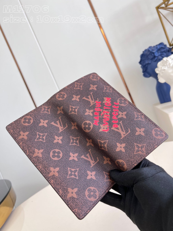 LOUIS VUITTON BRAZZA WALLET-10*19*2cm [M11706] CELINE CHANEL ACCESSORIES LOEWE SHOES LOUIS VUITTON DIRO YSL OTHER BRAND HANDBAGS BALENCIAGA BOTTEGA VENETA GOYARD HERMES BURBERRY VALENTINO GUCCI FENDI MIUMIU CHLOE PRADA BVLGARI SUITCASE NEW ARRIVAL 