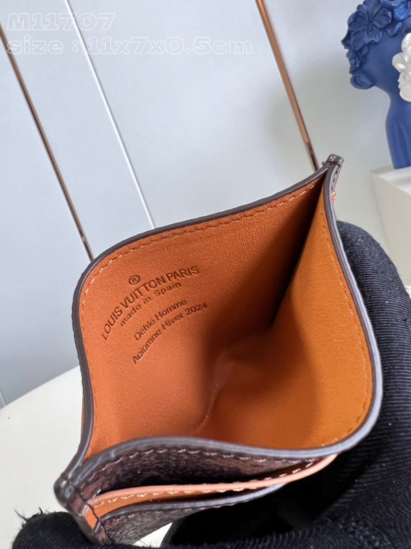 LOUIS VUITTON CARD HOLDER-11*7*0.5cm [M11707] CELINE CHANEL ACCESSORIES LOEWE SHOES LOUIS VUITTON DIRO YSL OTHER BRAND HANDBAGS BALENCIAGA BOTTEGA VENETA GOYARD HERMES BURBERRY VALENTINO GUCCI FENDI MIUMIU CHLOE PRADA BVLGARI SUITCASE NEW ARRIVAL 