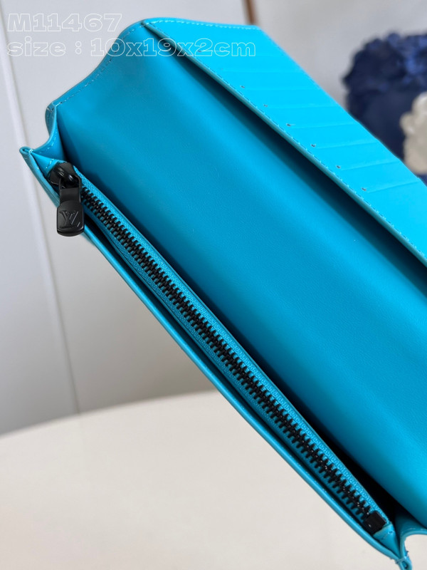 LOUIS VUITTON BRAZZA WALLET-10*19*2cm [M11467] CELINE CHANEL ACCESSORIES LOEWE SHOES LOUIS VUITTON DIRO YSL OTHER BRAND HANDBAGS BALENCIAGA BOTTEGA VENETA GOYARD HERMES BURBERRY VALENTINO GUCCI FENDI MIUMIU CHLOE PRADA BVLGARI SUITCASE NEW ARRIVAL 