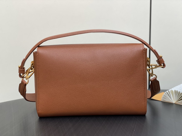 LOUIS VUITTON Soft Twist-27*19*9CM [M24639棕色] CELINE CHANEL ACCESSORIES LOEWE SHOES LOUIS VUITTON DIRO YSL OTHER BRAND HANDBAGS BALENCIAGA BOTTEGA VENETA GOYARD HERMES BURBERRY VALENTINO GUCCI FENDI MIUMIU CHLOE PRADA BVLGARI SUITCASE NEW ARRIVAL 