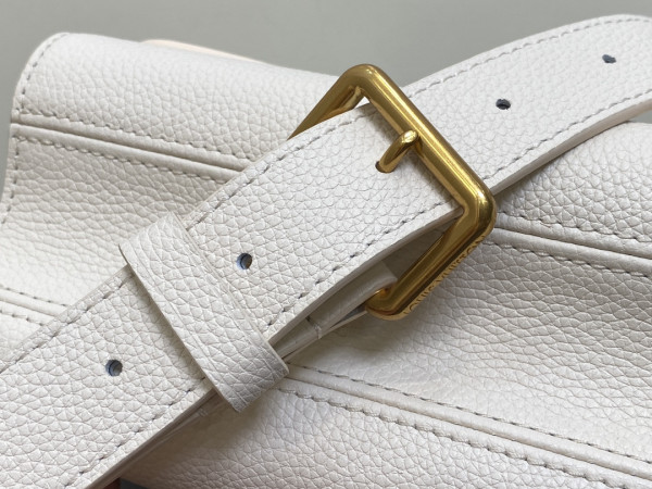 LOUIS VUITTON Soft Twist-27*19*9CM [M24639米白] CELINE CHANEL ACCESSORIES LOEWE SHOES LOUIS VUITTON DIRO YSL OTHER BRAND HANDBAGS BALENCIAGA BOTTEGA VENETA GOYARD HERMES BURBERRY VALENTINO GUCCI FENDI MIUMIU CHLOE PRADA BVLGARI SUITCASE NEW ARRIVAL 