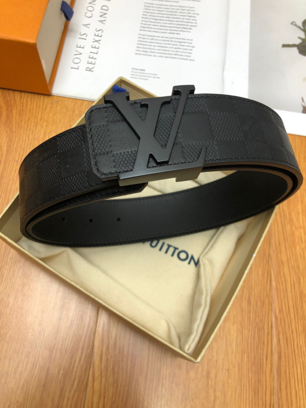 (image for) LOUIS VUITTON BELT