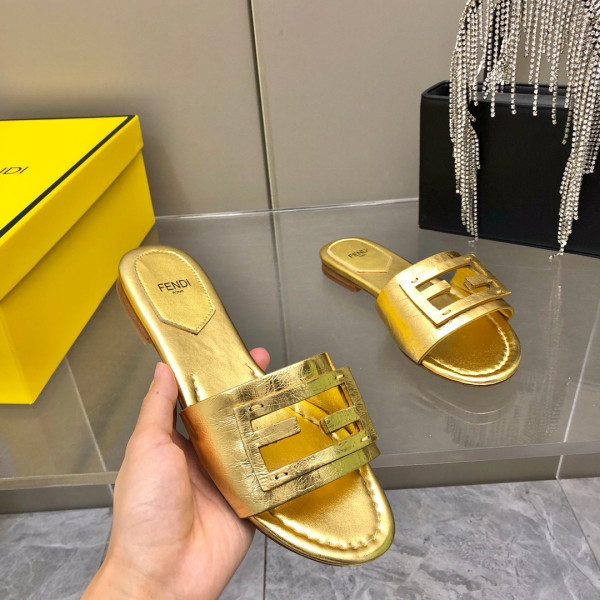 (image for) Fendi Signature