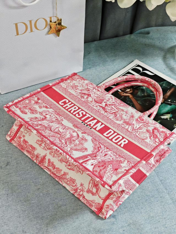 MEDIUM DIRO BOOK TOTE-36*18*28CM [C1TRP-030222] CELINE CHANEL ACCESSORIES LOEWE SHOES LOUIS VUITTON DIRO YSL OTHER BRAND HANDBAGS BALENCIAGA BOTTEGA VENETA GOYARD HERMES BURBERRY VALENTINO GUCCI FENDI MIUMIU CHLOE PRADA BVLGARI SUITCASE NEW ARRIVAL 