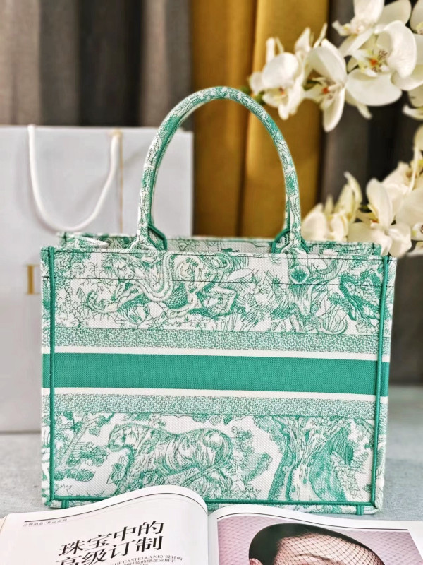 MEDIUM DIRO BOOK TOTE-36*18*28CM [C1TRP-030132] CELINE CHANEL ACCESSORIES LOEWE SHOES LOUIS VUITTON DIRO YSL OTHER BRAND HANDBAGS BALENCIAGA BOTTEGA VENETA GOYARD HERMES BURBERRY VALENTINO GUCCI FENDI MIUMIU CHLOE PRADA BVLGARI SUITCASE NEW ARRIVAL 