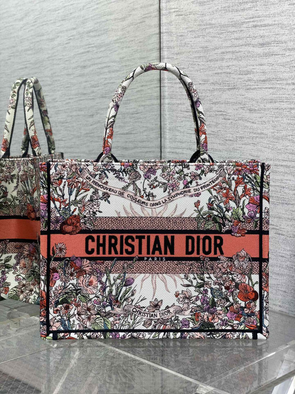 MEDIUM DIRO BOOK TOTE-36*18*28CM [C1TRP-025607] CELINE CHANEL ACCESSORIES LOEWE SHOES LOUIS VUITTON DIRO YSL OTHER BRAND HANDBAGS BALENCIAGA BOTTEGA VENETA GOYARD HERMES BURBERRY VALENTINO GUCCI FENDI MIUMIU CHLOE PRADA BVLGARI SUITCASE NEW ARRIVAL 