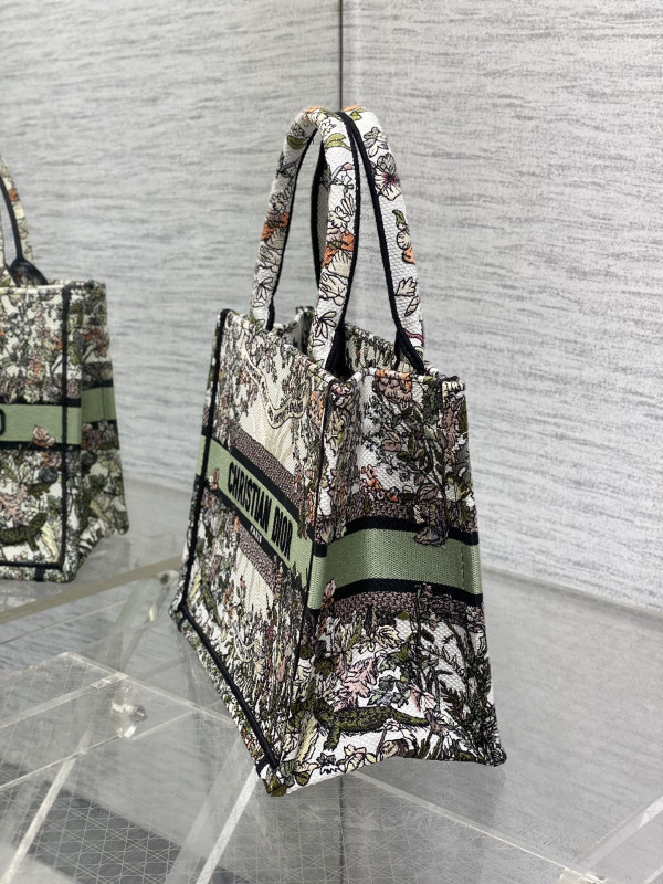 SMALL DIRO BOOK TOTE-26CM [C1TRP-025426] CELINE CHANEL ACCESSORIES LOEWE SHOES LOUIS VUITTON DIRO YSL OTHER BRAND HANDBAGS BALENCIAGA BOTTEGA VENETA GOYARD HERMES BURBERRY VALENTINO GUCCI FENDI MIUMIU CHLOE PRADA BVLGARI SUITCASE NEW ARRIVAL 