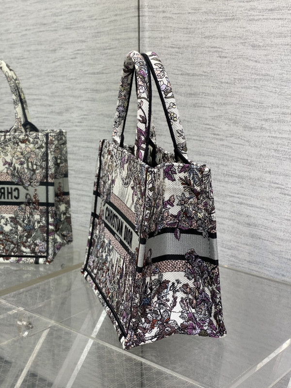 SMALL DIRO BOOK TOTE-26CM [C1TRP-025157] CELINE CHANEL ACCESSORIES LOEWE SHOES LOUIS VUITTON DIRO YSL OTHER BRAND HANDBAGS BALENCIAGA BOTTEGA VENETA GOYARD HERMES BURBERRY VALENTINO GUCCI FENDI MIUMIU CHLOE PRADA BVLGARI SUITCASE NEW ARRIVAL 