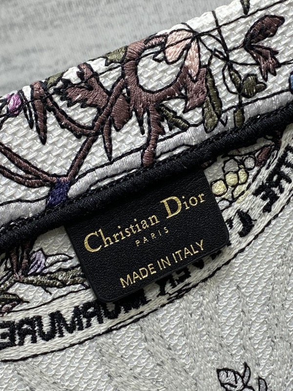 MEDIUM DIRO BOOK TOTE-36*18*28CM [C1TRP-025113] CELINE CHANEL ACCESSORIES LOEWE SHOES LOUIS VUITTON DIRO YSL OTHER BRAND HANDBAGS BALENCIAGA BOTTEGA VENETA GOYARD HERMES BURBERRY VALENTINO GUCCI FENDI MIUMIU CHLOE PRADA BVLGARI SUITCASE NEW ARRIVAL 