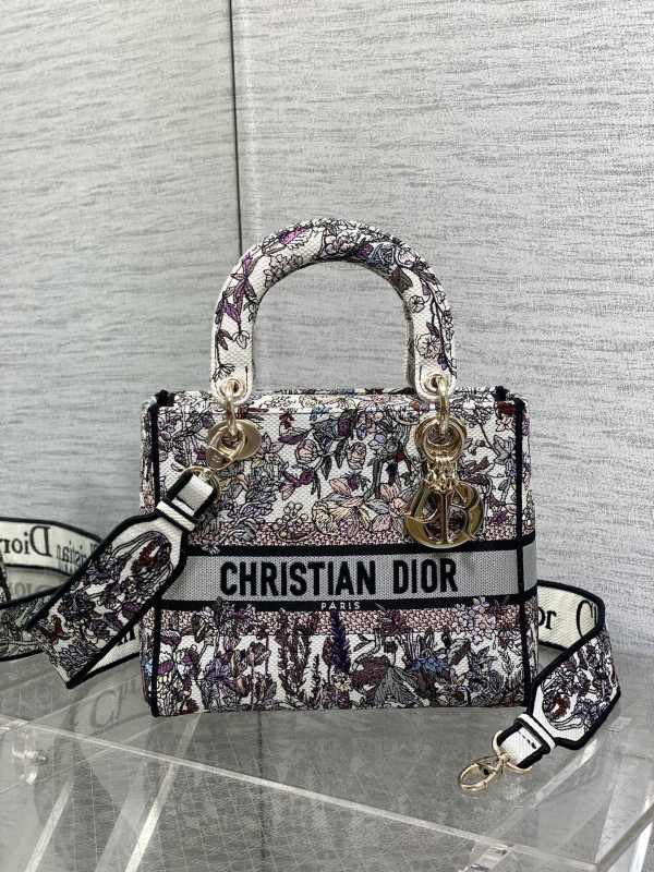 LADY DI0R-24CM [C1TRP-024925] CELINE CHANEL ACCESSORIES LOEWE SHOES LOUIS VUITTON DIRO YSL OTHER BRAND HANDBAGS BALENCIAGA BOTTEGA VENETA GOYARD HERMES BURBERRY VALENTINO GUCCI FENDI MIUMIU CHLOE PRADA BVLGARI SUITCASE NEW ARRIVAL 