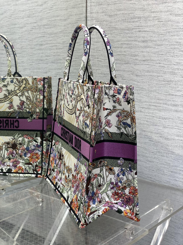 Large Diro Book Tote-42*35*18.5cm [C1TRP-024525] CELINE CHANEL ACCESSORIES LOEWE SHOES LOUIS VUITTON DIRO YSL OTHER BRAND HANDBAGS BALENCIAGA BOTTEGA VENETA GOYARD HERMES BURBERRY VALENTINO GUCCI FENDI MIUMIU CHLOE PRADA BVLGARI SUITCASE NEW ARRIVAL 