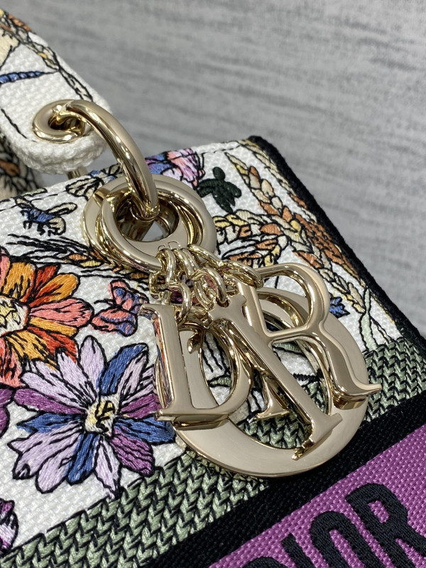 LADY DI0R-24CM [C1TRP-024410] CELINE CHANEL ACCESSORIES LOEWE SHOES LOUIS VUITTON DIRO YSL OTHER BRAND HANDBAGS BALENCIAGA BOTTEGA VENETA GOYARD HERMES BURBERRY VALENTINO GUCCI FENDI MIUMIU CHLOE PRADA BVLGARI SUITCASE NEW ARRIVAL 