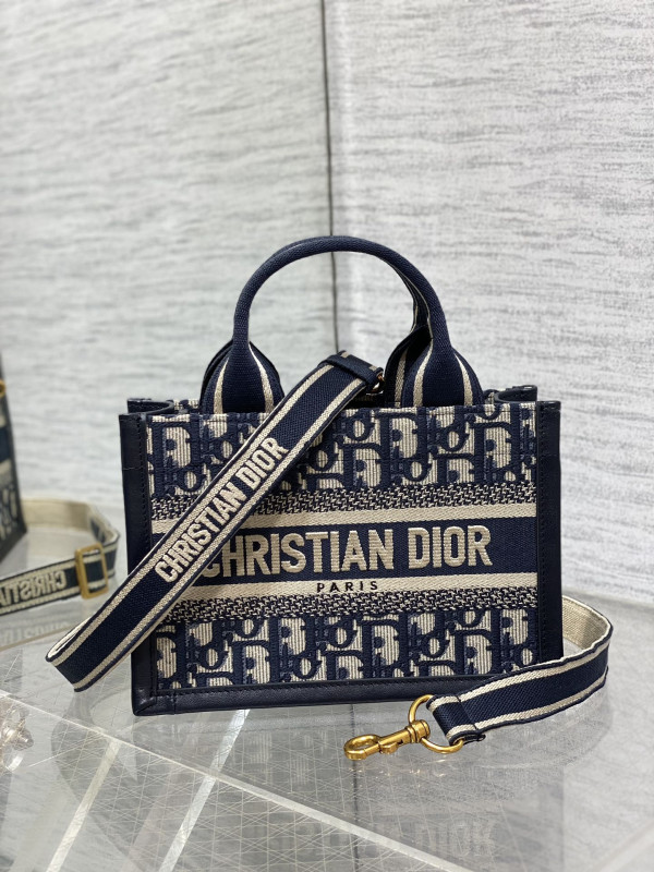 DIRO MINI BOOK TOTE-21.5*13*7.5CM [C1TRP-022918] CELINE CHANEL ACCESSORIES LOEWE SHOES LOUIS VUITTON DIRO YSL OTHER BRAND HANDBAGS BALENCIAGA BOTTEGA VENETA GOYARD HERMES BURBERRY VALENTINO GUCCI FENDI MIUMIU CHLOE PRADA BVLGARI SUITCASE NEW ARRIVAL 