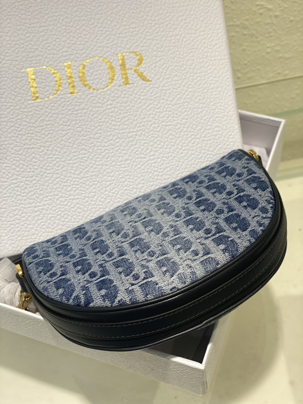 Diro Callisto bag-20*14*4CM [M3206] CELINE CHANEL ACCESSORIES LOEWE SHOES LOUIS VUITTON DIRO YSL OTHER BRAND HANDBAGS BALENCIAGA BOTTEGA VENETA GOYARD HERMES BURBERRY VALENTINO GUCCI FENDI MIUMIU CHLOE PRADA BVLGARI SUITCASE NEW ARRIVAL 