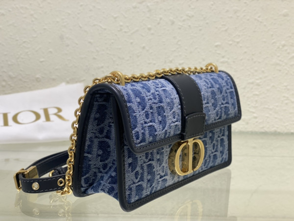 Diro 30 Montaigne East-West bag-21*12*6CM [M9334] CELINE CHANEL ACCESSORIES LOEWE SHOES LOUIS VUITTON DIRO YSL OTHER BRAND HANDBAGS BALENCIAGA BOTTEGA VENETA GOYARD HERMES BURBERRY VALENTINO GUCCI FENDI MIUMIU CHLOE PRADA BVLGARI SUITCASE NEW ARRIVAL 
