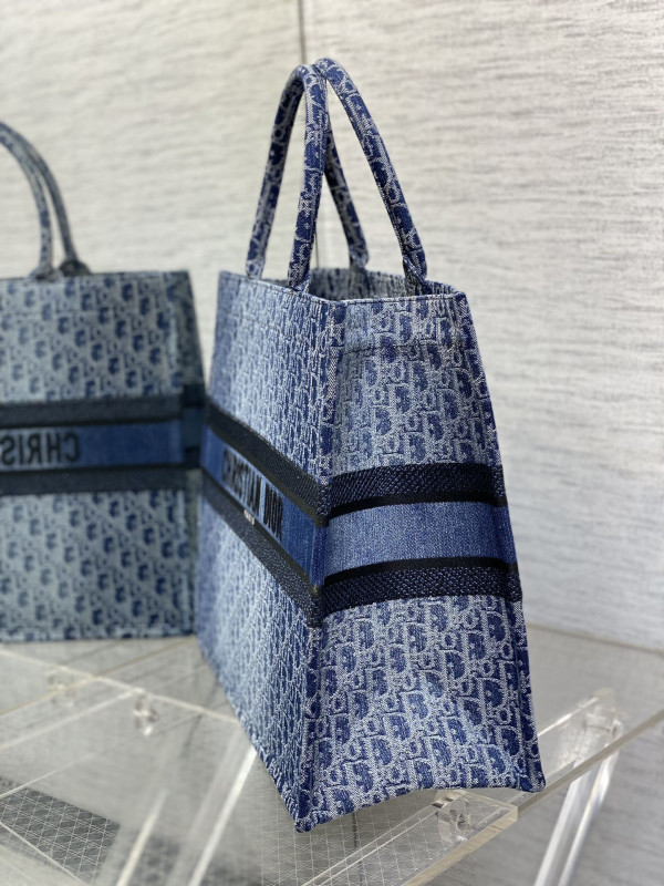 Large Diro Book Tote-42*35*18.5cm [C1TRO-091129] CELINE CHANEL ACCESSORIES LOEWE SHOES LOUIS VUITTON DIRO YSL OTHER BRAND HANDBAGS BALENCIAGA BOTTEGA VENETA GOYARD HERMES BURBERRY VALENTINO GUCCI FENDI MIUMIU CHLOE PRADA BVLGARI SUITCASE NEW ARRIVAL 