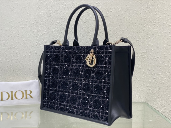 MEDIUM DIRO BOOK TOTE-36*18*28CM [C1TRO-085957] CELINE CHANEL ACCESSORIES LOEWE SHOES LOUIS VUITTON DIRO YSL OTHER BRAND HANDBAGS BALENCIAGA BOTTEGA VENETA GOYARD HERMES BURBERRY VALENTINO GUCCI FENDI MIUMIU CHLOE PRADA BVLGARI SUITCASE NEW ARRIVAL 