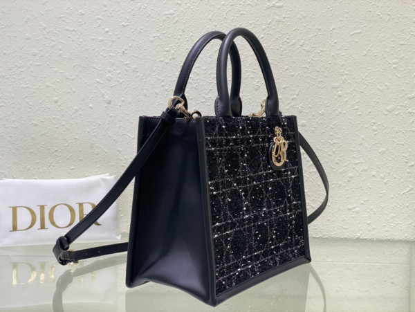 Diro Small Tote Bags-26.5*21*14cm [C1TRO-085122] CELINE CHANEL ACCESSORIES LOEWE SHOES LOUIS VUITTON DIRO YSL OTHER BRAND HANDBAGS BALENCIAGA BOTTEGA VENETA GOYARD HERMES BURBERRY VALENTINO GUCCI FENDI MIUMIU CHLOE PRADA BVLGARI SUITCASE NEW ARRIVAL 