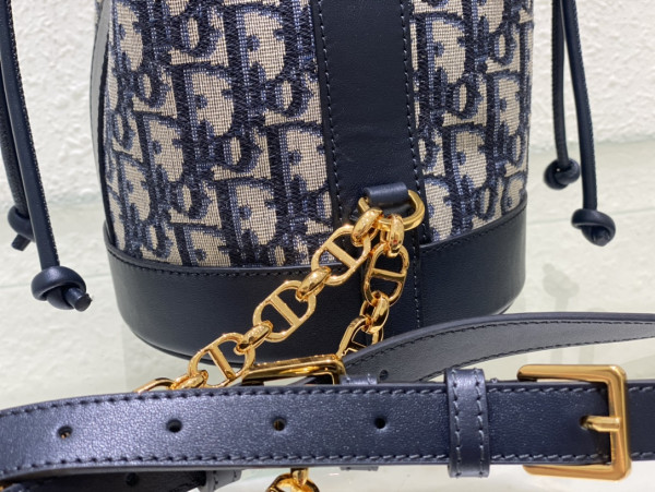 Small Diro Backpack-15-25CM [M3350] CELINE CHANEL ACCESSORIES LOEWE SHOES LOUIS VUITTON DIRO YSL OTHER BRAND HANDBAGS BALENCIAGA BOTTEGA VENETA GOYARD HERMES BURBERRY VALENTINO GUCCI FENDI MIUMIU CHLOE PRADA BVLGARI SUITCASE NEW ARRIVAL 