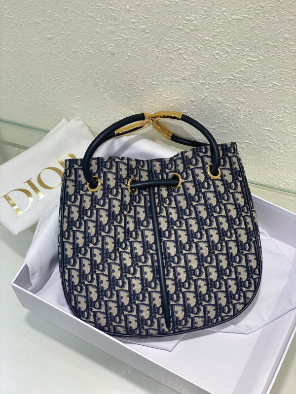 Medium Diro Nolita Bag-27*25*5CM [M2312] CELINE CHANEL ACCESSORIES LOEWE SHOES LOUIS VUITTON DIRO YSL OTHER BRAND HANDBAGS BALENCIAGA BOTTEGA VENETA GOYARD HERMES BURBERRY VALENTINO GUCCI FENDI MIUMIU CHLOE PRADA BVLGARI SUITCASE NEW ARRIVAL 