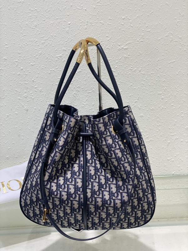 Diro large Nolita Bag-35CM [M2311] CELINE CHANEL ACCESSORIES LOEWE SHOES LOUIS VUITTON DIRO YSL OTHER BRAND HANDBAGS BALENCIAGA BOTTEGA VENETA GOYARD HERMES BURBERRY VALENTINO GUCCI FENDI MIUMIU CHLOE PRADA BVLGARI SUITCASE NEW ARRIVAL 