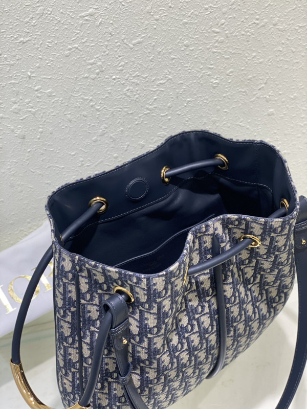 Diro large Nolita Bag-35CM [M2311] CELINE CHANEL ACCESSORIES LOEWE SHOES LOUIS VUITTON DIRO YSL OTHER BRAND HANDBAGS BALENCIAGA BOTTEGA VENETA GOYARD HERMES BURBERRY VALENTINO GUCCI FENDI MIUMIU CHLOE PRADA BVLGARI SUITCASE NEW ARRIVAL 