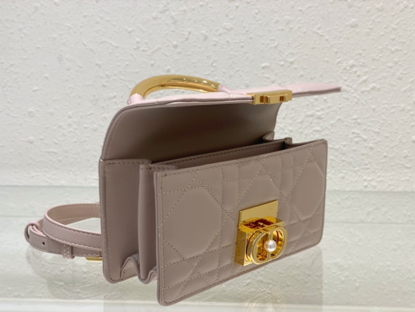 Mini Diro Ange Bag-20*12*5CM [M4401] CELINE CHANEL ACCESSORIES LOEWE SHOES LOUIS VUITTON DIRO YSL OTHER BRAND HANDBAGS BALENCIAGA BOTTEGA VENETA GOYARD HERMES BURBERRY VALENTINO GUCCI FENDI MIUMIU CHLOE PRADA BVLGARI SUITCASE NEW ARRIVAL 