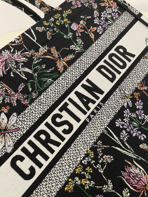 MEDIUM DIRO BOOK TOTE-36*18*28CM [C1TRO-081342] CELINE CHANEL ACCESSORIES LOEWE SHOES LOUIS VUITTON DIRO YSL OTHER BRAND HANDBAGS BALENCIAGA BOTTEGA VENETA GOYARD HERMES BURBERRY VALENTINO GUCCI FENDI MIUMIU CHLOE PRADA BVLGARI SUITCASE NEW ARRIVAL 