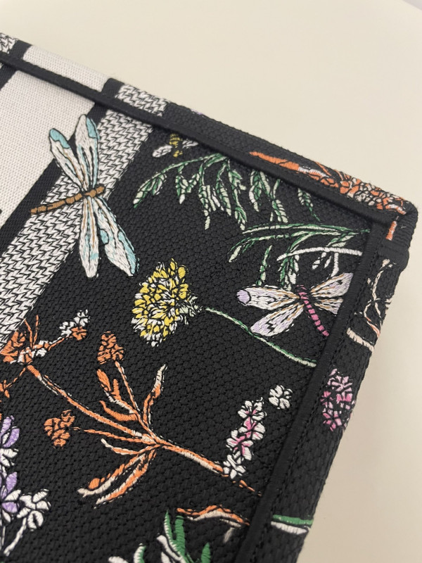 MEDIUM DIRO BOOK TOTE-36*18*28CM [C1TRO-081342] CELINE CHANEL ACCESSORIES LOEWE SHOES LOUIS VUITTON DIRO YSL OTHER BRAND HANDBAGS BALENCIAGA BOTTEGA VENETA GOYARD HERMES BURBERRY VALENTINO GUCCI FENDI MIUMIU CHLOE PRADA BVLGARI SUITCASE NEW ARRIVAL 