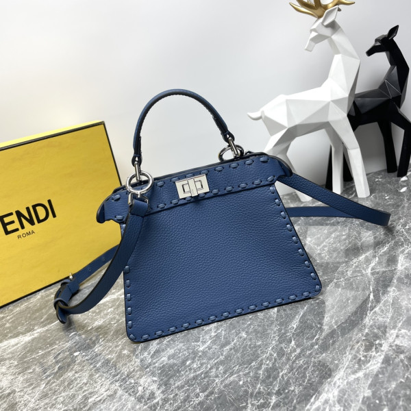 (image for) Fendi Peekaboo ISeeU Petite-20x11x15cm