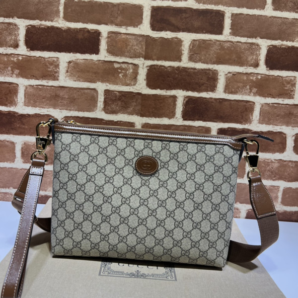 (image for) GUCCI MESSENGER BAG WITH INTERLOCKING G