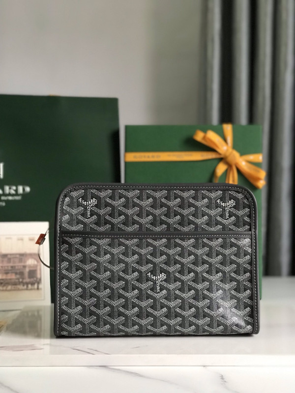(image for) Goyard Jouvence Toiletry Bag MM