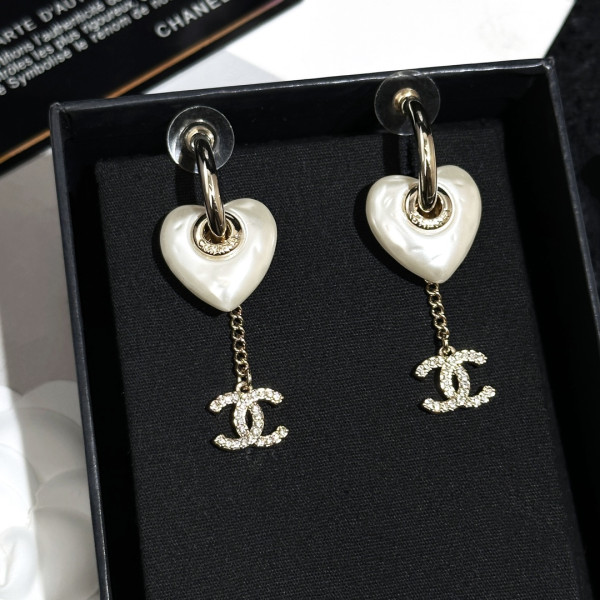 (image for) CL EARRINGS