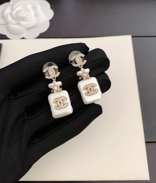 (image for) CL EARRINGS
