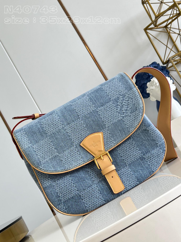 LOUIS VUITTON Montsouris Messenger MM (image for) LOUIS VUITTON Montsouris Messenger MM