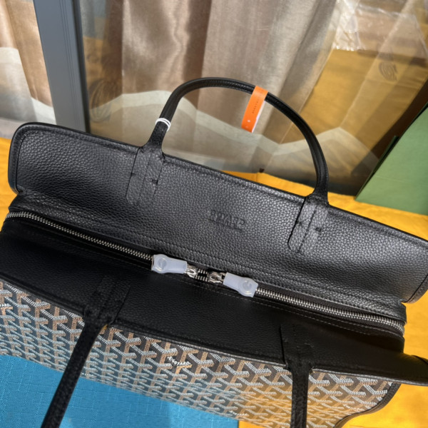 GOYARD Hardy PM Bag-40*17*31CM [020176] CELINE CHANEL ACCESSORIES LOEWE SHOES LOUIS VUITTON DIRO YSL OTHER BRAND HANDBAGS BALENCIAGA BOTTEGA VENETA GOYARD HERMES BURBERRY VALENTINO GUCCI FENDI MIUMIU CHLOE PRADA BVLGARI SUITCASE NEW ARRIVAL 