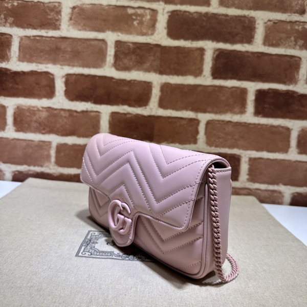 GUCCI GG MARMONT MINI BAG 21CM [751526粉配白] CELINE CHANEL ACCESSORIES LOEWE SHOES LOUIS VUITTON DIRO YSL OTHER BRAND HANDBAGS BALENCIAGA BOTTEGA VENETA GOYARD HERMES BURBERRY VALENTINO GUCCI FENDI MIUMIU CHLOE PRADA BVLGARI SUITCASE NEW ARRIVAL 