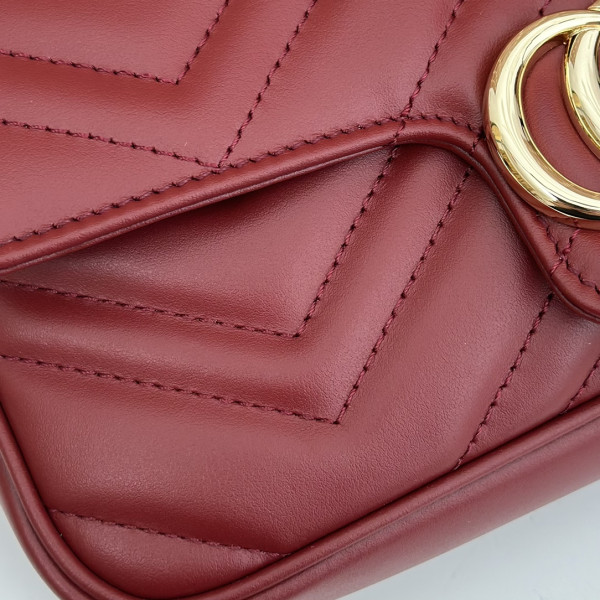 GUCCI GG MARMONT MINI BAG 21CM [751526酒红] CELINE CHANEL ACCESSORIES LOEWE SHOES LOUIS VUITTON DIRO YSL OTHER BRAND HANDBAGS BALENCIAGA BOTTEGA VENETA GOYARD HERMES BURBERRY VALENTINO GUCCI FENDI MIUMIU CHLOE PRADA BVLGARI SUITCASE NEW ARRIVAL 