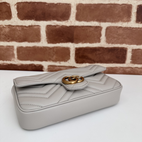 GUCCI GG MARMONT MINI BAG 21CM [751526浅灰配绿] CELINE CHANEL ACCESSORIES LOEWE SHOES LOUIS VUITTON DIRO YSL OTHER BRAND HANDBAGS BALENCIAGA BOTTEGA VENETA GOYARD HERMES BURBERRY VALENTINO GUCCI FENDI MIUMIU CHLOE PRADA BVLGARI SUITCASE NEW ARRIVAL 