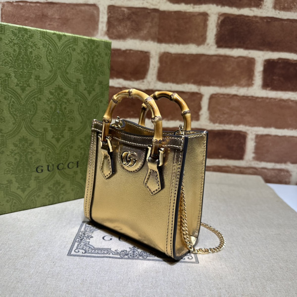 GUCCI DIANA SUPER MINI BAG-12*12.5*6CM [760251金] CELINE CHANEL ACCESSORIES LOEWE SHOES LOUIS VUITTON DIRO YSL OTHER BRAND HANDBAGS BALENCIAGA BOTTEGA VENETA GOYARD HERMES BURBERRY VALENTINO GUCCI FENDI MIUMIU CHLOE PRADA BVLGARI SUITCASE NEW ARRIVAL 