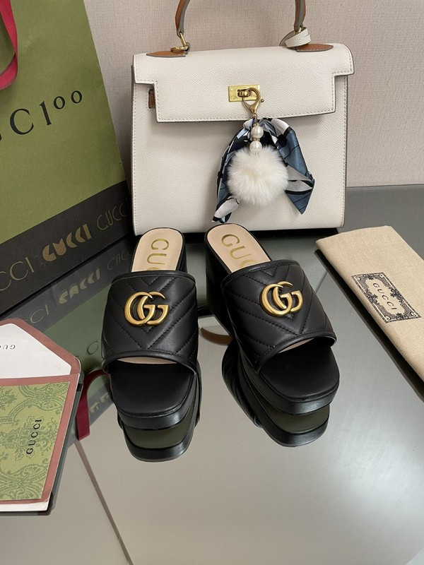 GUCCI WOMEN'S DOUBLE G THONG SANDAL (image for) GUCCI WOMEN'S DOUBLE G THONG SANDAL