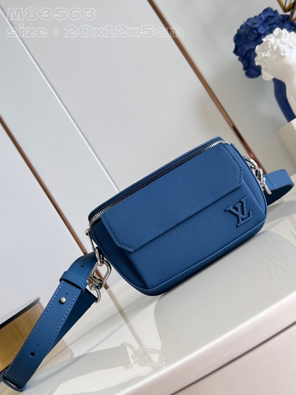 (image for) LOUIS VUITTON Pilot Wearable Wallet-20*12*5.5CM