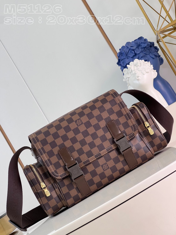 (image for) LOUIS VUITTON camera bag-20*30*12CM