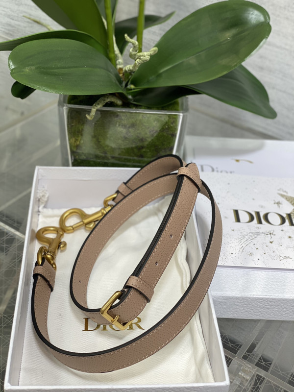 DIRO SADDLE BAG-24*6*18CM [C1TOV-024514] CELINE CHANEL ACCESSORIES LOEWE SHOES LOUIS VUITTON DIRO YSL OTHER BRAND HANDBAGS BALENCIAGA BOTTEGA VENETA GOYARD HERMES BURBERRY VALENTINO GUCCI FENDI MIUMIU CHLOE PRADA BVLGARI SUITCASE NEW ARRIVAL 