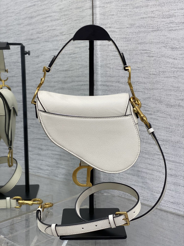 DIRO SADDLE BAG -17*5*15CM [C1TOV-024339] CELINE CHANEL ACCESSORIES LOEWE SHOES LOUIS VUITTON DIRO YSL OTHER BRAND HANDBAGS BALENCIAGA BOTTEGA VENETA GOYARD HERMES BURBERRY VALENTINO GUCCI FENDI MIUMIU CHLOE PRADA BVLGARI SUITCASE NEW ARRIVAL 