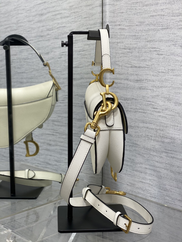 DIRO SADDLE BAG -17*5*15CM [C1TOV-024339] CELINE CHANEL ACCESSORIES LOEWE SHOES LOUIS VUITTON DIRO YSL OTHER BRAND HANDBAGS BALENCIAGA BOTTEGA VENETA GOYARD HERMES BURBERRY VALENTINO GUCCI FENDI MIUMIU CHLOE PRADA BVLGARI SUITCASE NEW ARRIVAL 